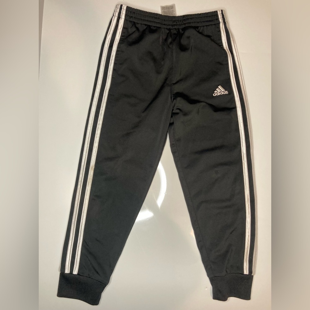 Adidas 2pc set - Picture 15 of 16